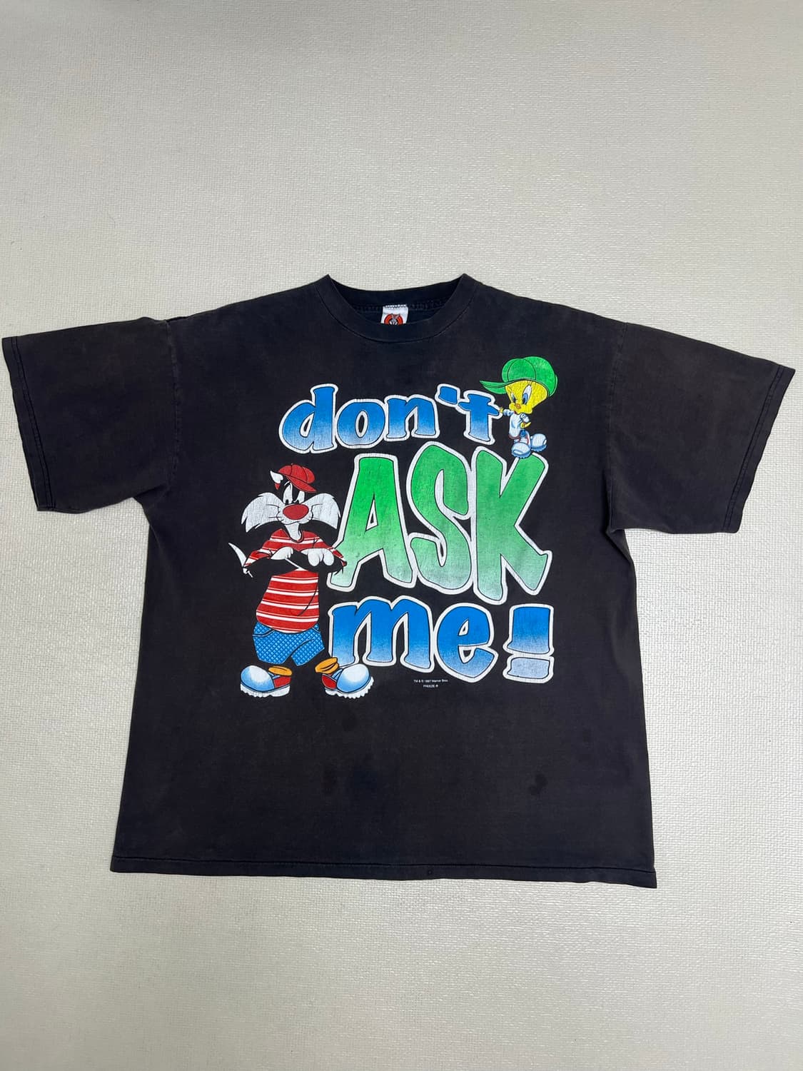 90s Looney Tunes "Don't Ask Me!" 빈티지 티셔츠 상품이미지1