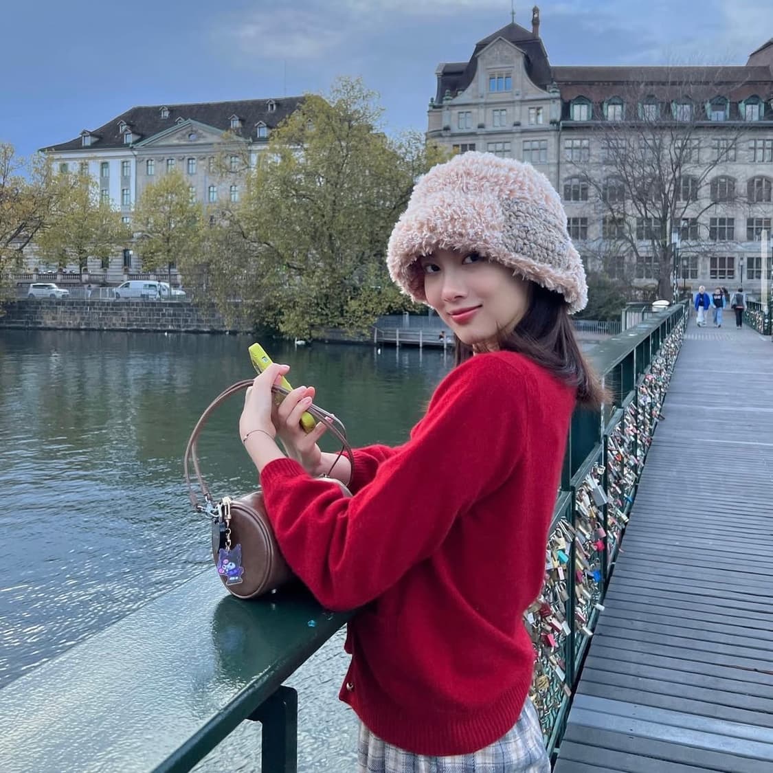 미수아바흐브 비니 PIECES FURRY HAT BEIGE 상품이미지2