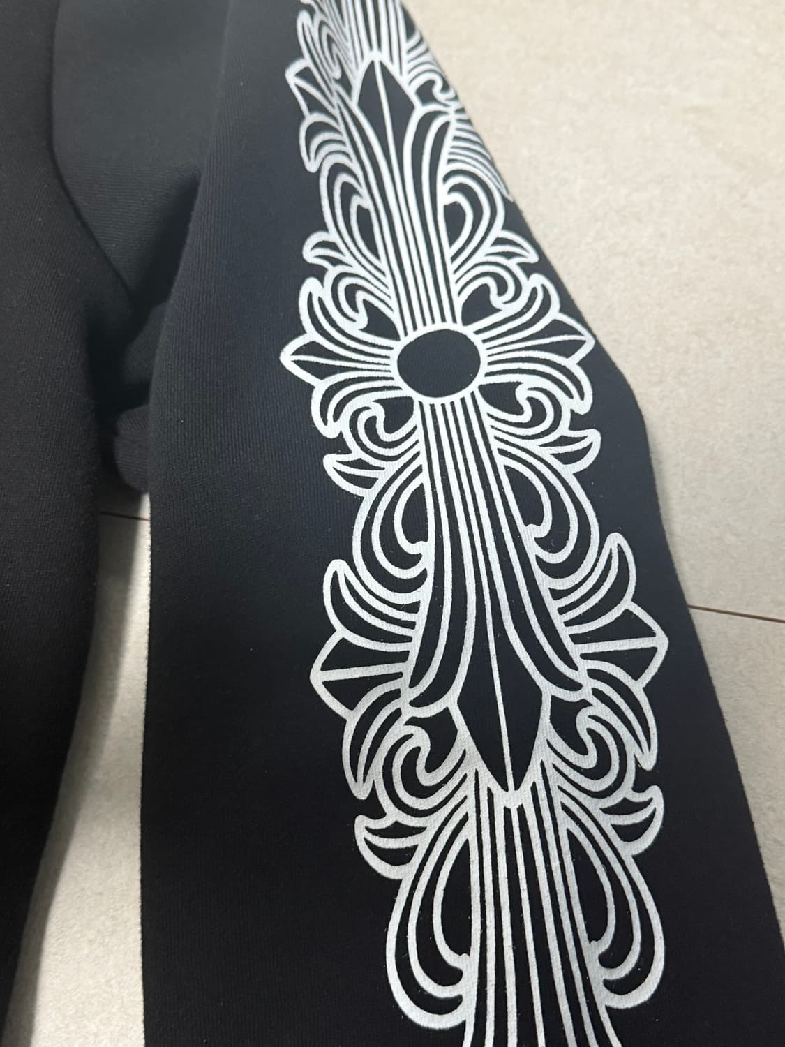 크롬하츠 맨투맨 xl 급처 상품이미지4