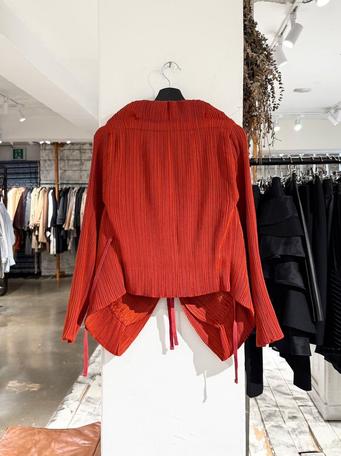 이세이 미야케 페테 리본 타이 플리츠 가디건 상품이미지6