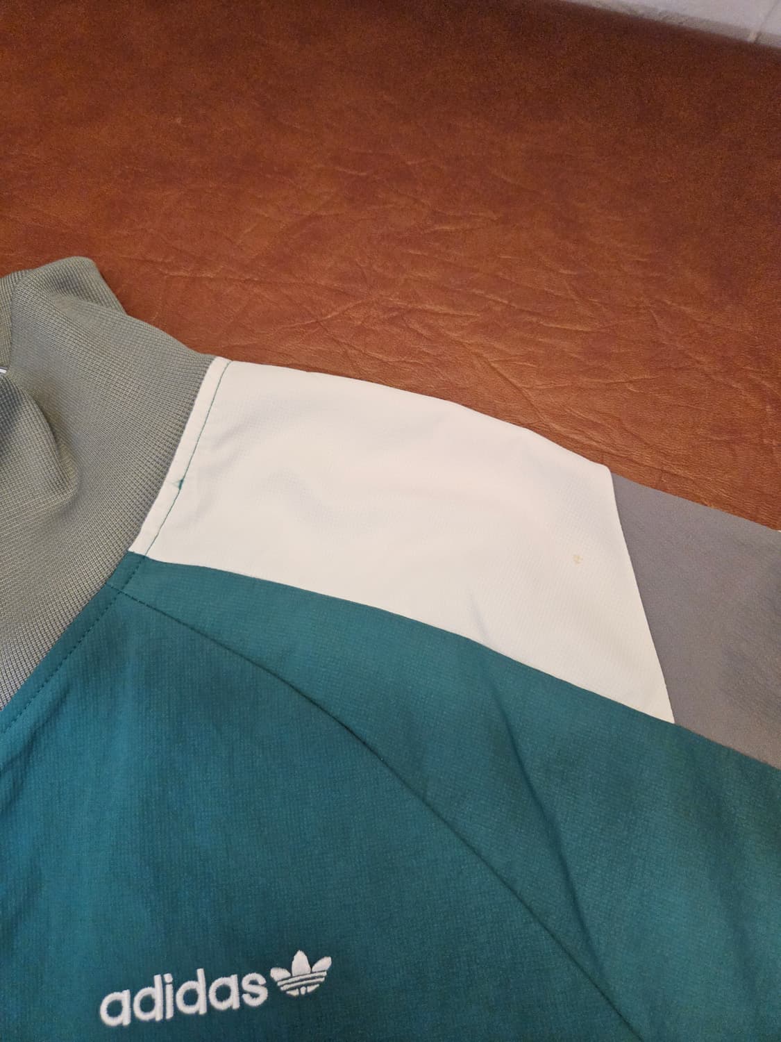 아디다스 바람막이 상품이미지5