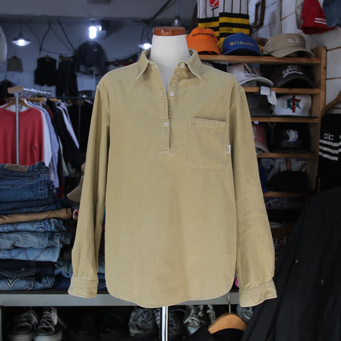 (착용컷) L.L.Bean 코듀로이 하프 오픈 셔츠 (여성용 M) 상품이미지2