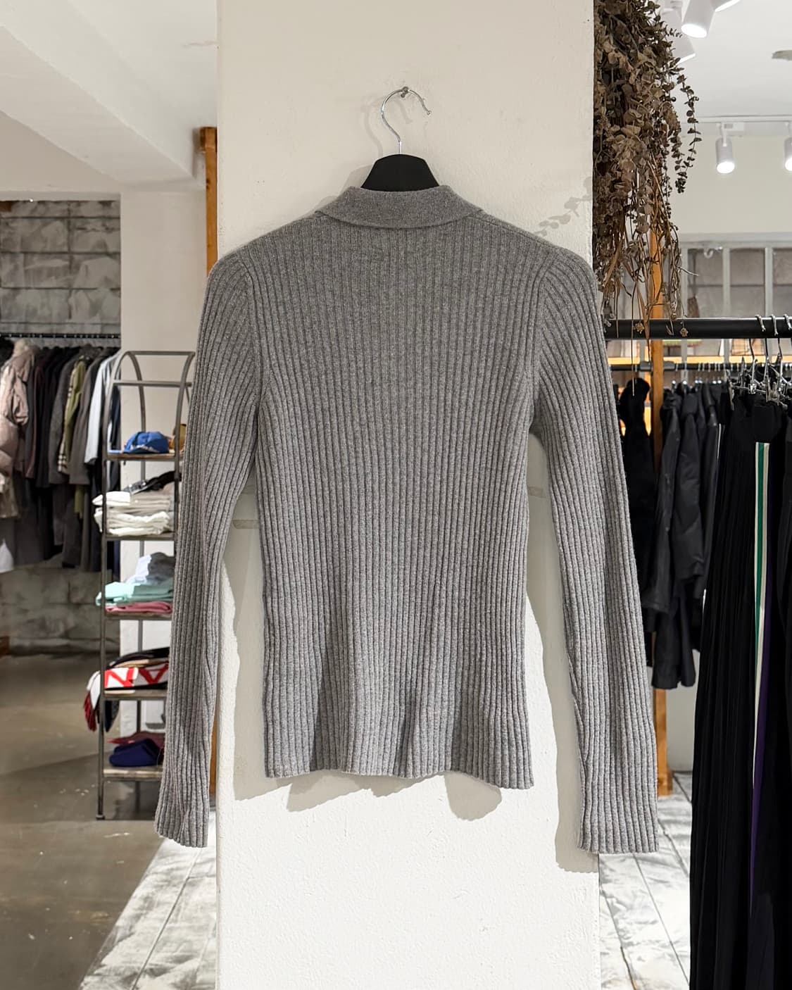 가니 그레이 립니트 스냅버튼 롱슬리브 탑 상품이미지6