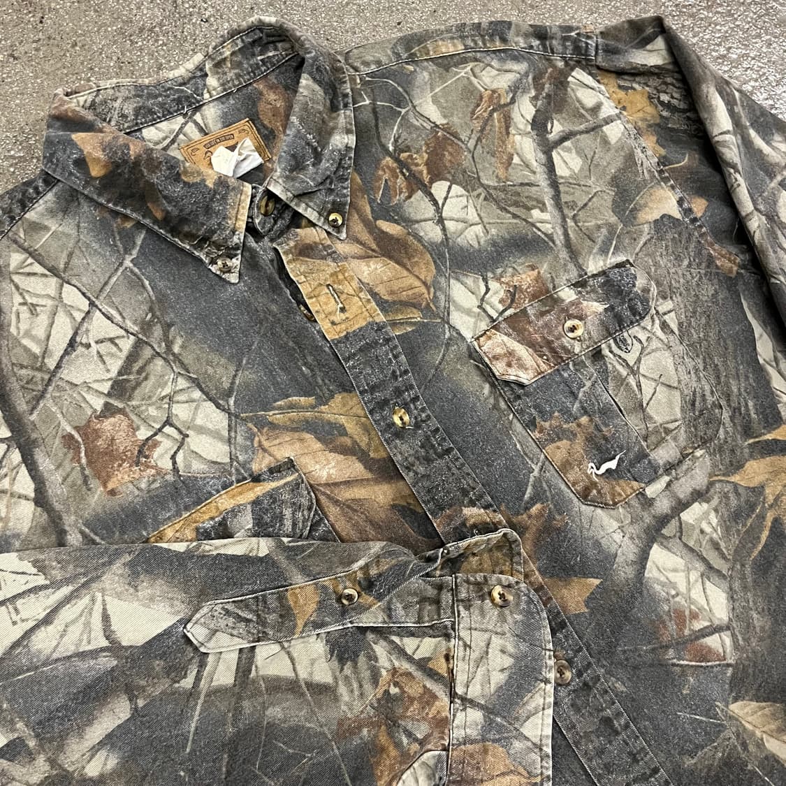 빈티지 리얼트리 셔츠 (110) 상품이미지2