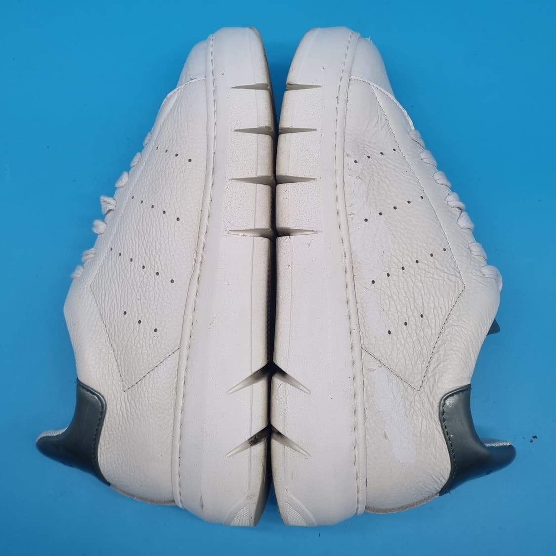 oo 닥스 스니커즈 240 상품이미지5