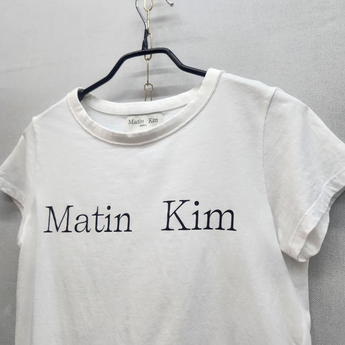 마뗑킴 빅로고 프린팅 크롭 반팔티 F(S) 상품이미지3