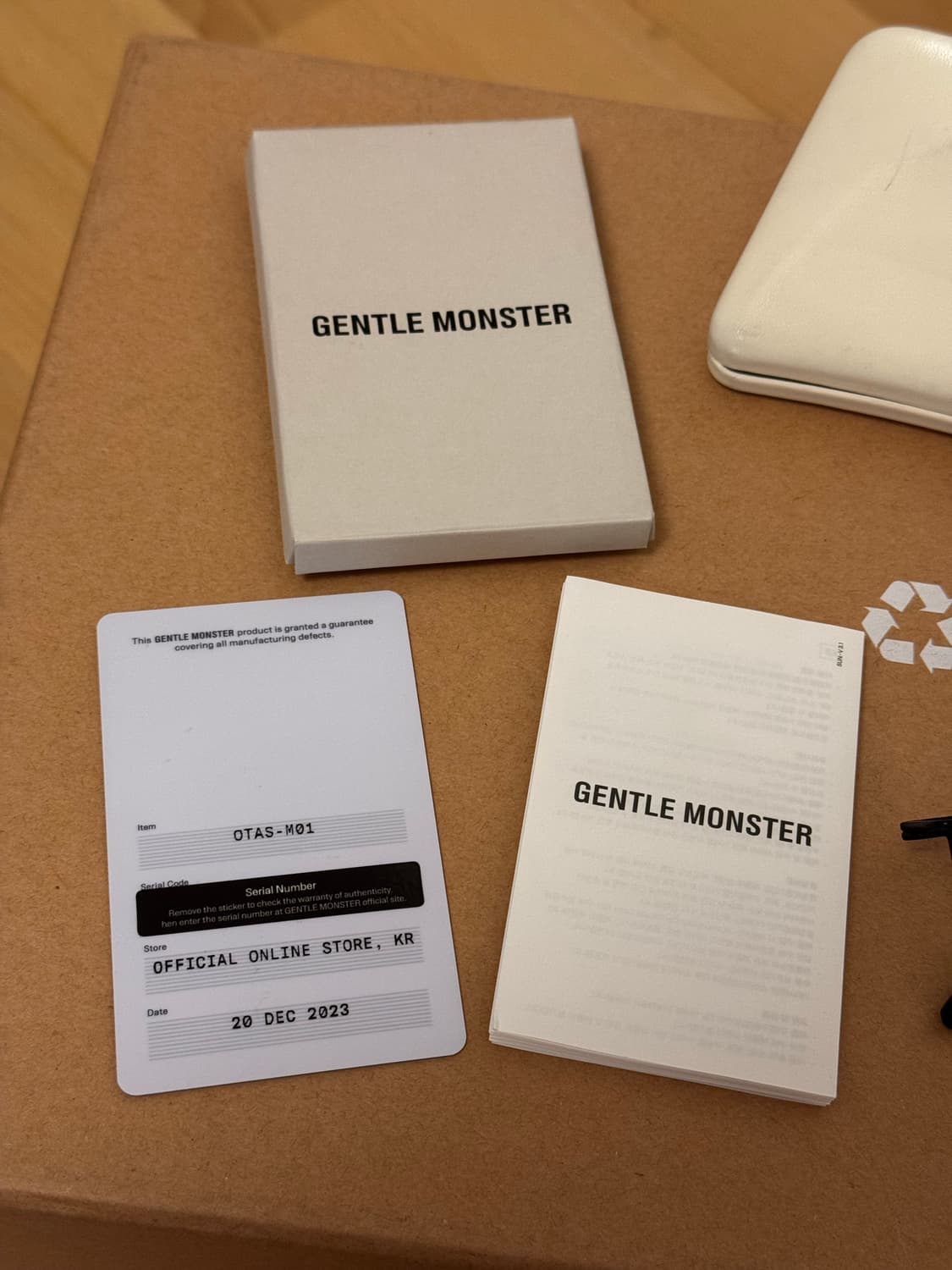 젠틀몬스터 오타스 블랙 OTAS-M01 상품이미지8