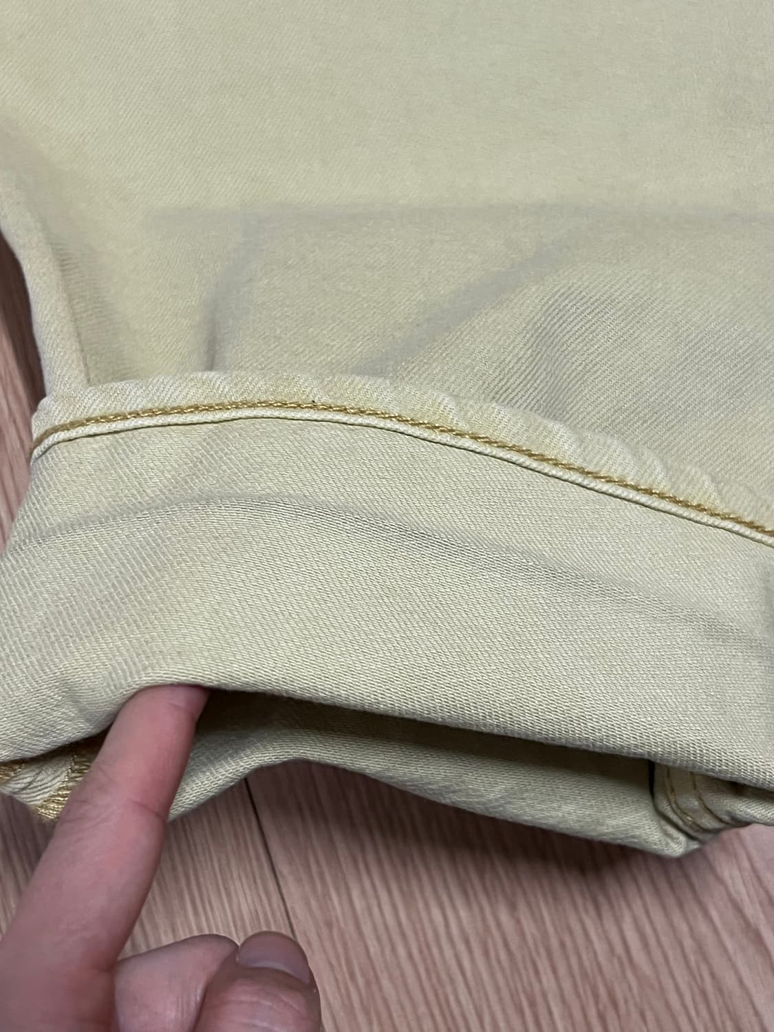 코스 테이퍼드 컬러다잉 진 상품이미지6