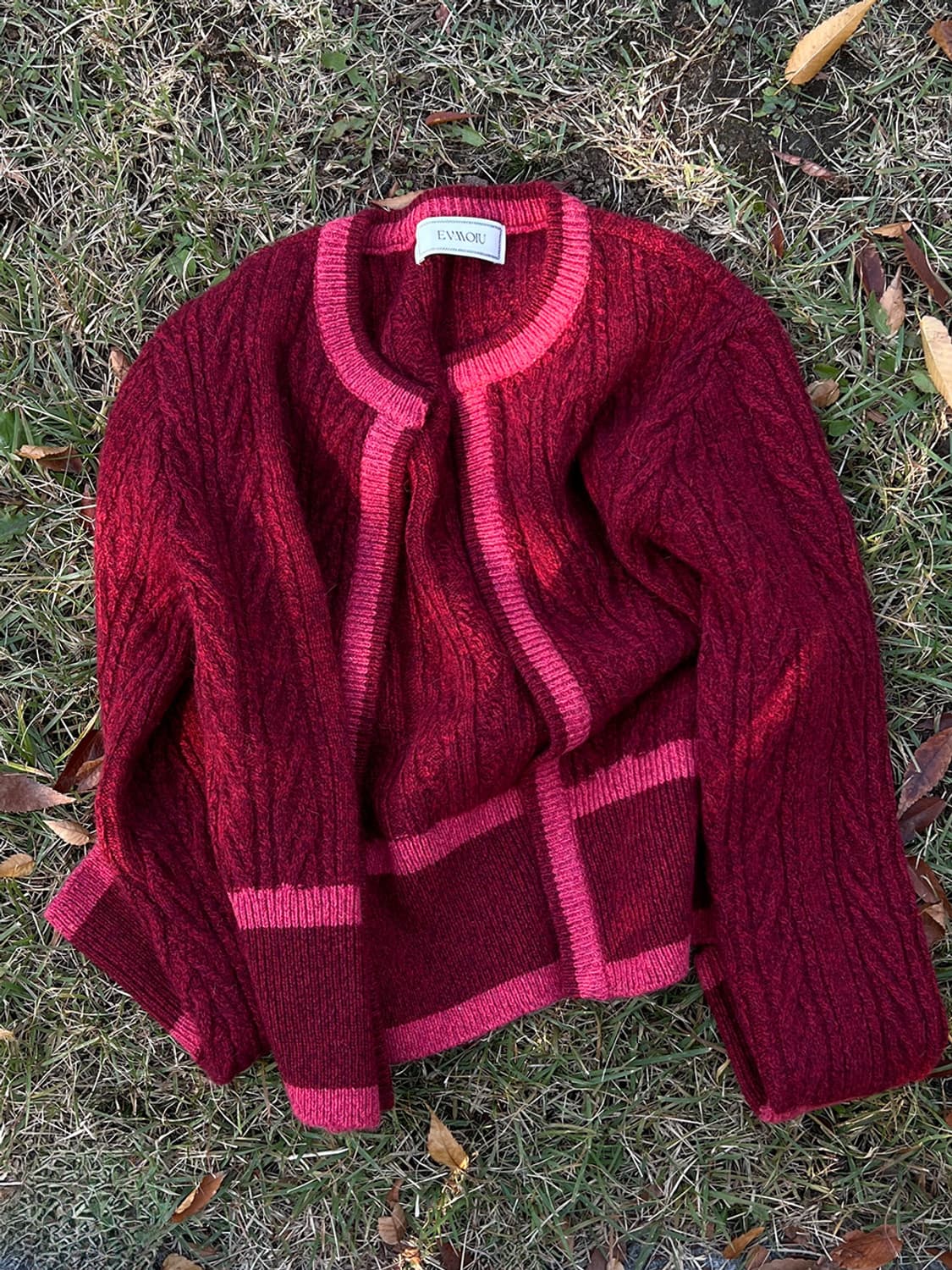 에브모우 라쿤 케이블 니트 가디건 레드  상품이미지2