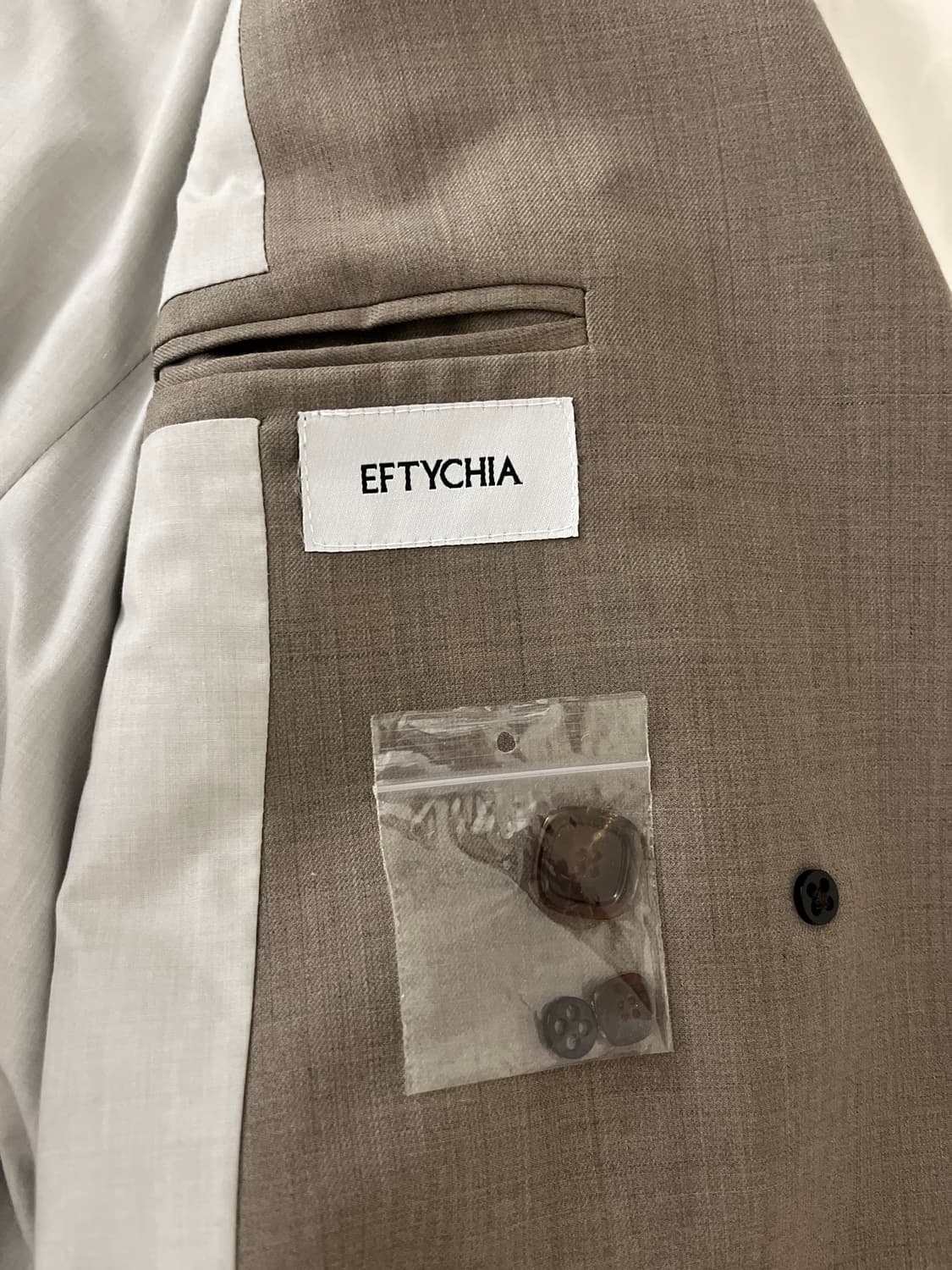 (새상품) 디자이너 브랜드 에프티시아 Eftychia 자켓 베이지 상품이미지3