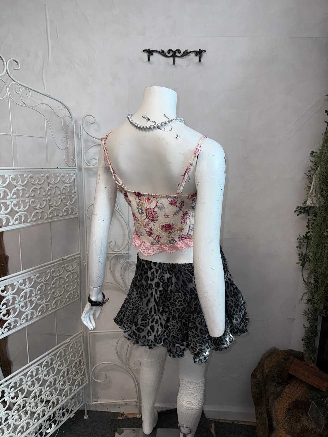 Pink oriental floral laceup sleeveless  상품이미지3
