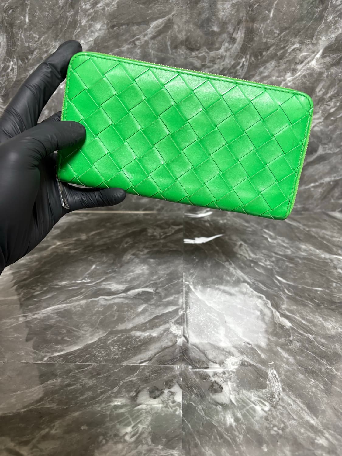 보테가베네타 인트리체아토 집 어라운드 패러킷 장지갑 상품이미지1