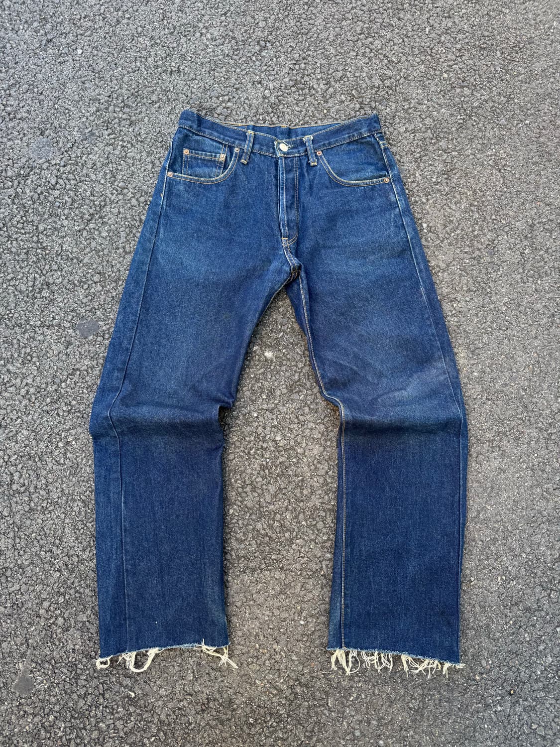 90‘s Levi’s 빈티지 501 인디고 컬러 컷팅 데님팬츠 상품이미지2