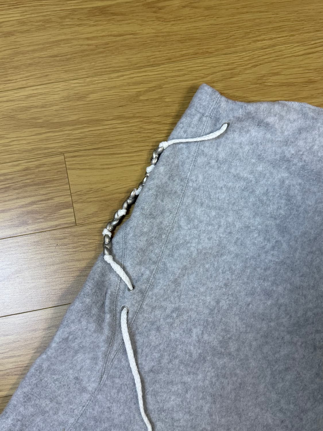 코스트퍼킬로 티스 스트링 플레어 스커트 라이트 그레이 M 상품이미지3