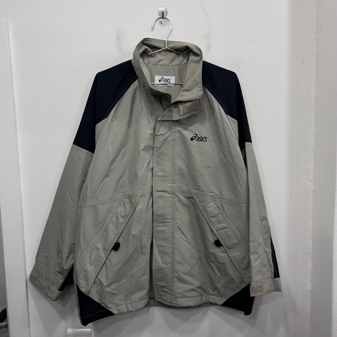 아식스 올드스쿨 래글런 배색 오버핏 바람막이 상품이미지2