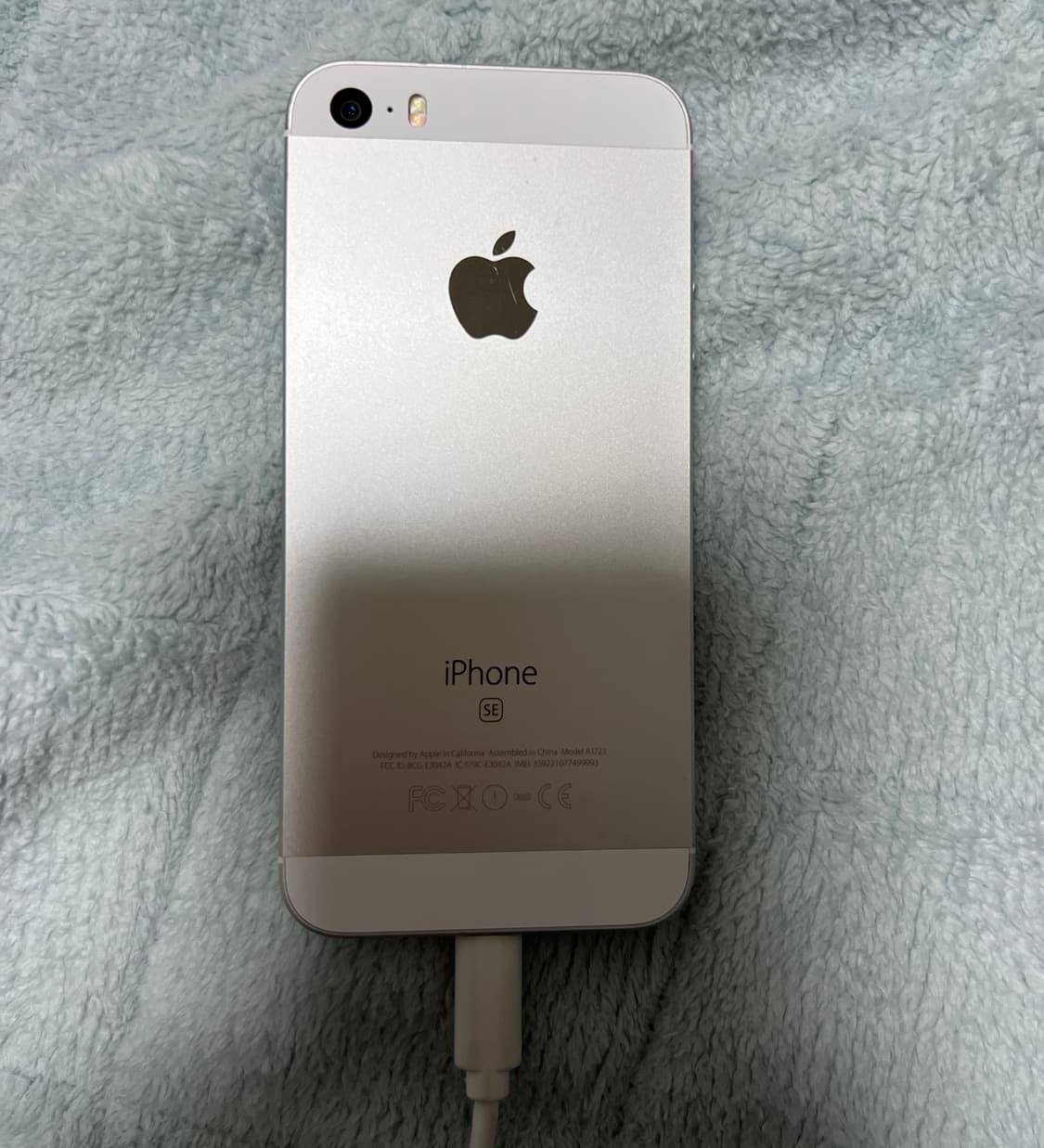 아이폰 se 실버 상품이미지1