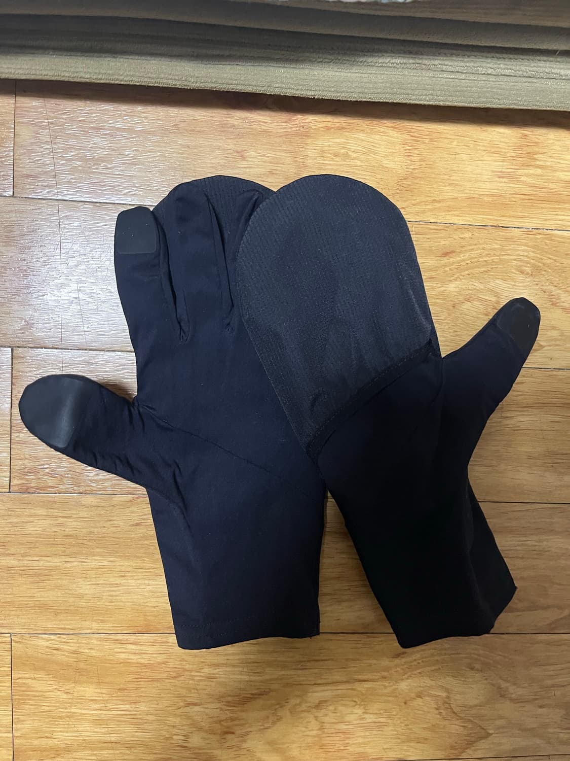 온러닝 코어 글러브 M 상품이미지2