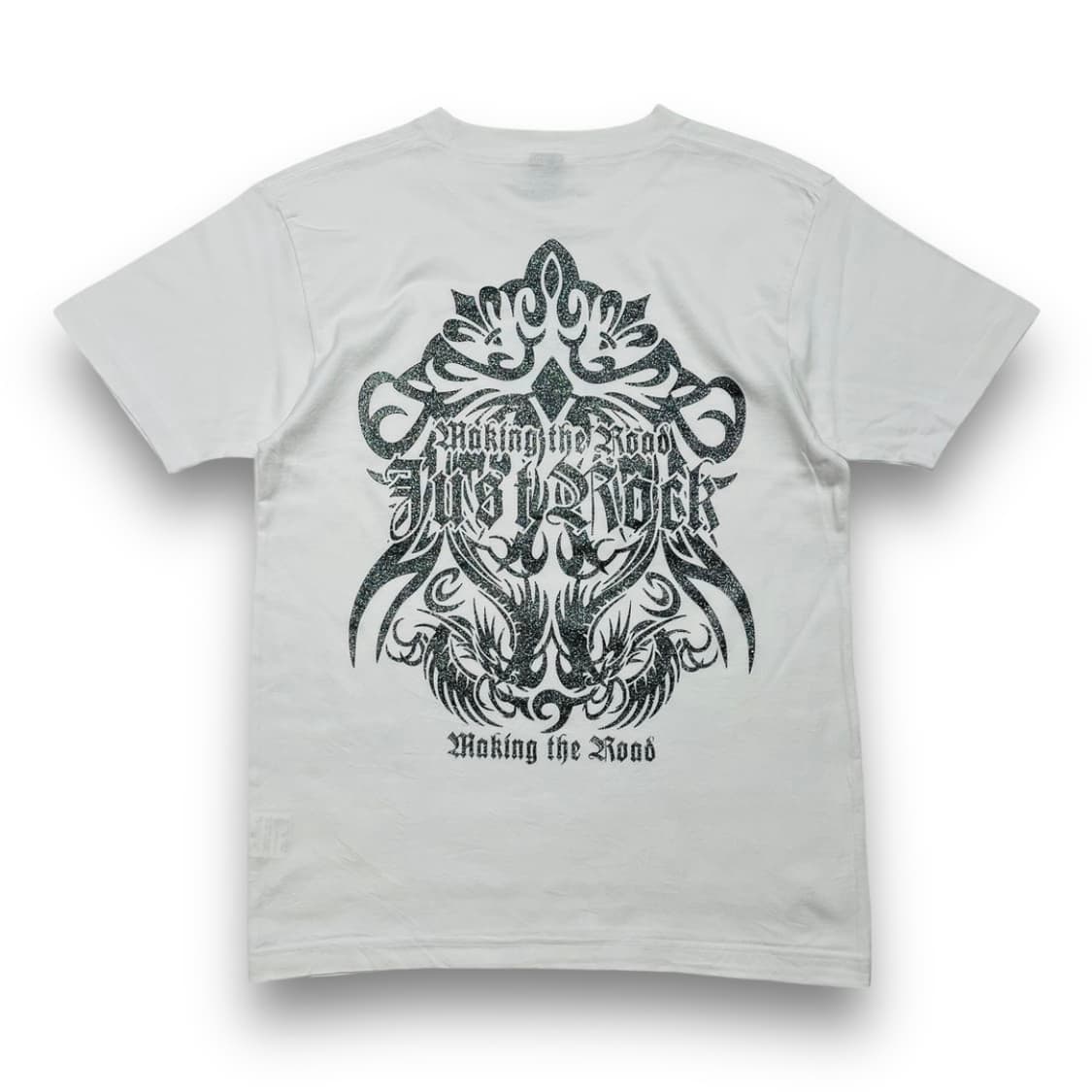 T V W 펑크 트라이벌 크로스 실버 글리터 반팔 티셔츠 상품이미지1