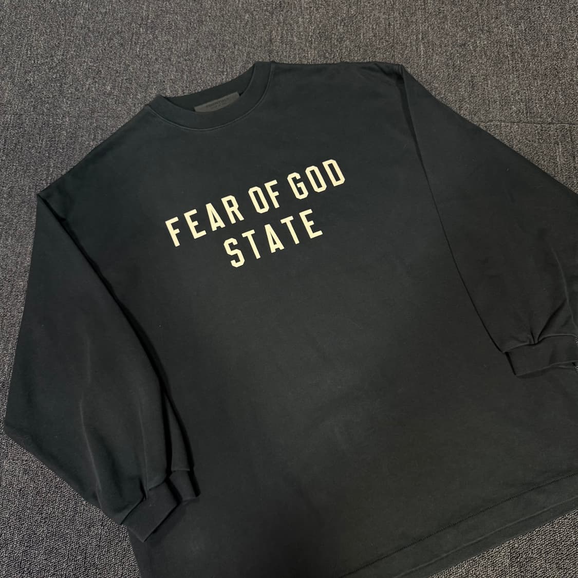 에센셜 피어오브갓 롱슬리브 상품이미지2