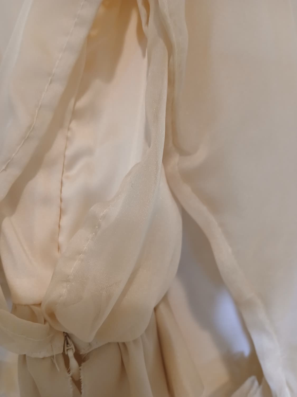고급 프릴 시스루 아이보리 쉬폰 블라우스 셔츠 홀복 드라이 상태 상품이미지6