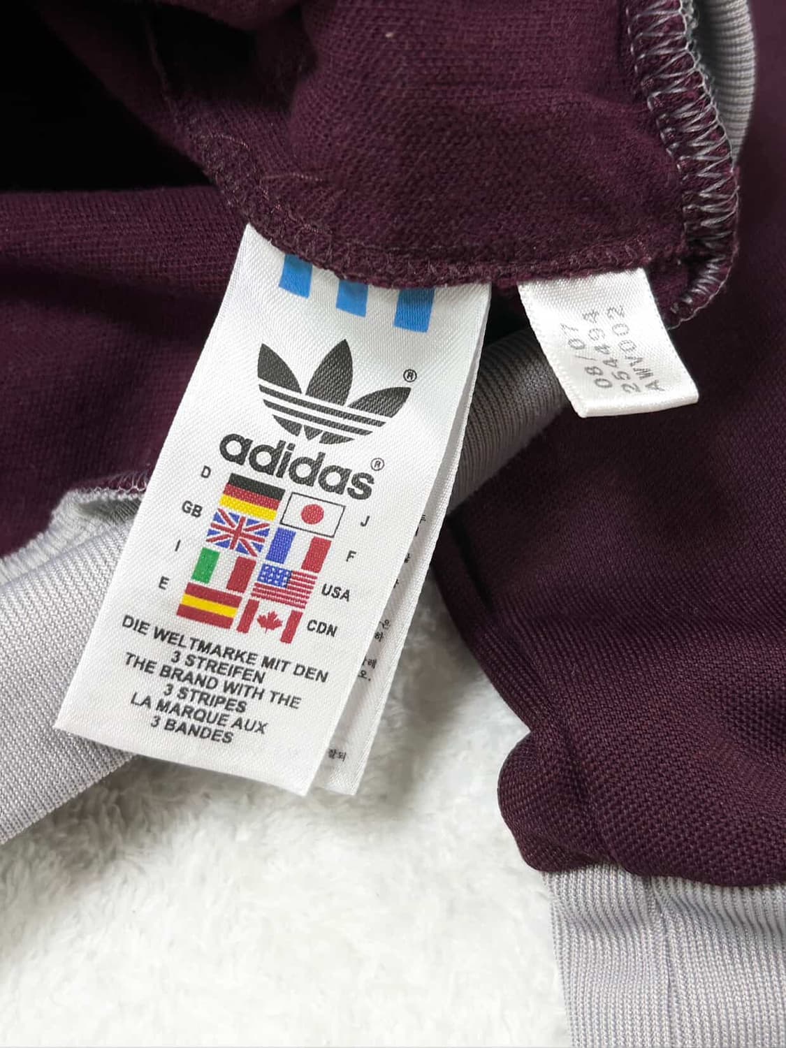 아디다스 자수로고 버건디 배색 져지 상품이미지8
