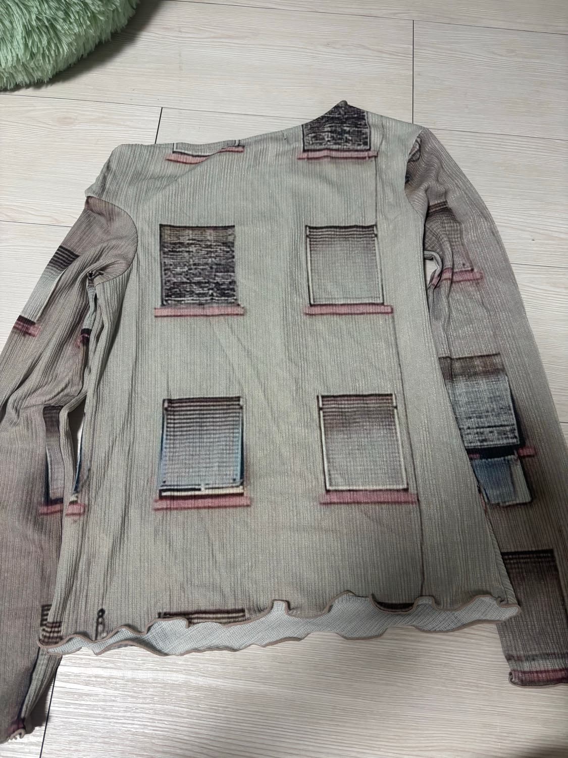 폴리수엠 windows one shoulder top 상품이미지4
