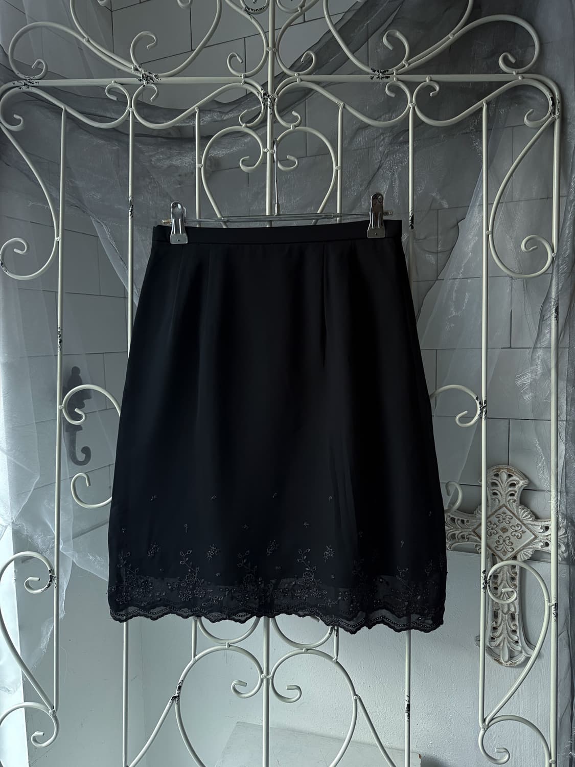 Floral Embroidered Skirt 0110 상품이미지1