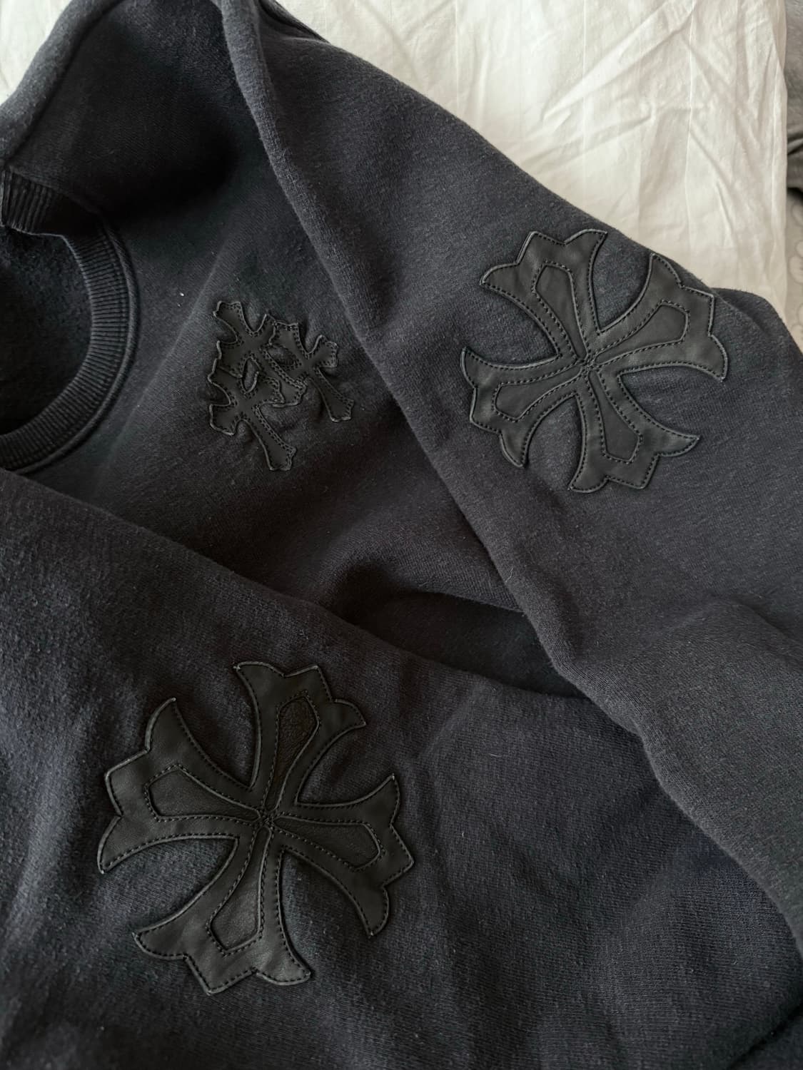 [유일매물] 크롬하츠 크로스 3 ch 레더패치 크루넥 상품이미지2