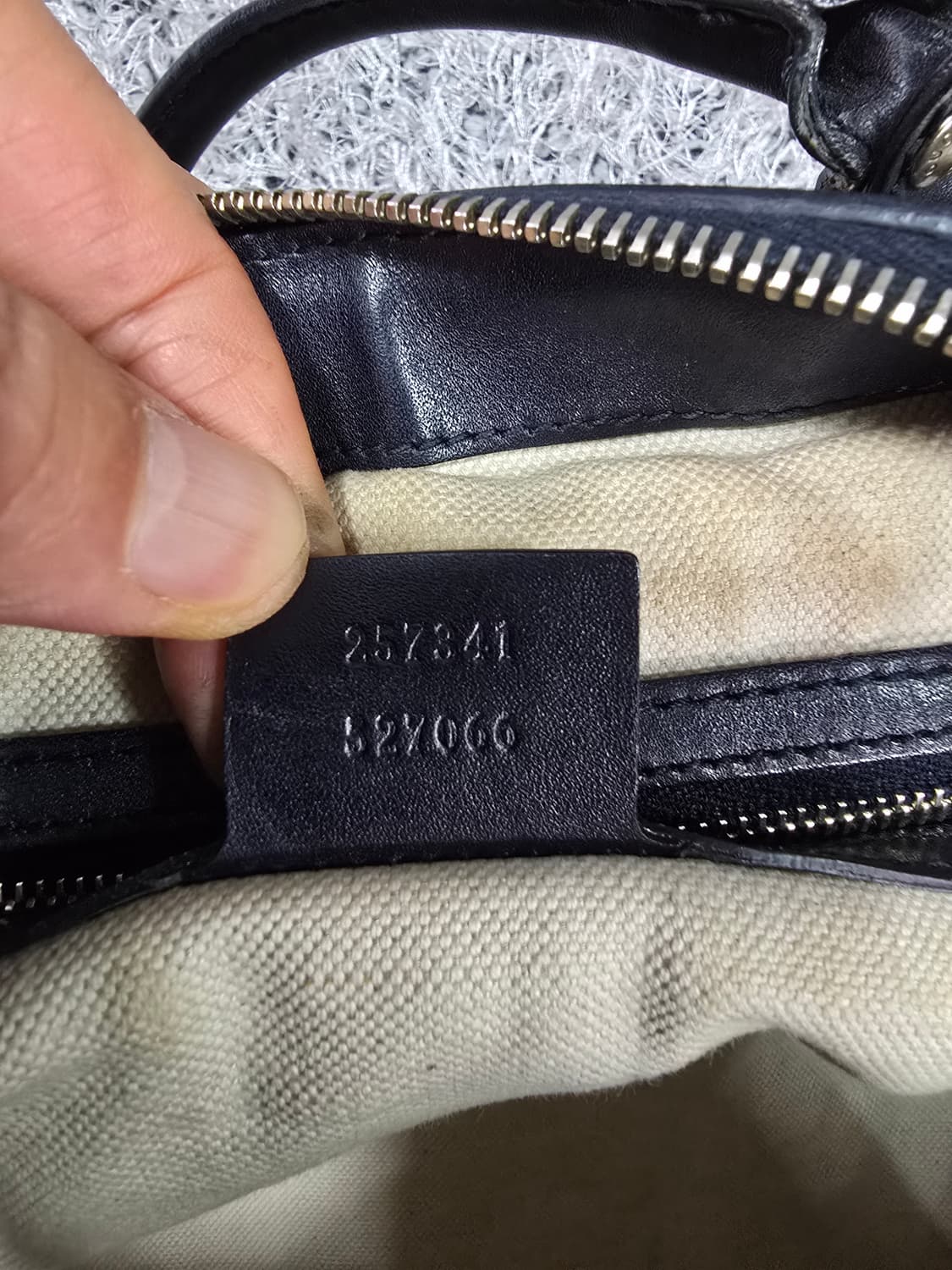 구찌 GG 캔버스 삼선 숄더백  상품이미지10