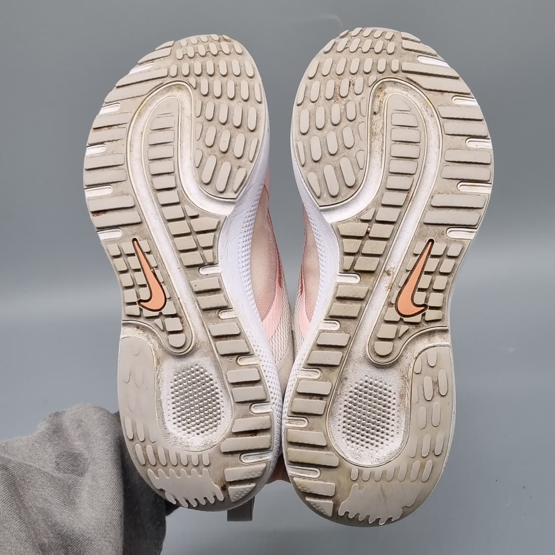 나이키 리액트 이스케이프런 운동화250 상품이미지3