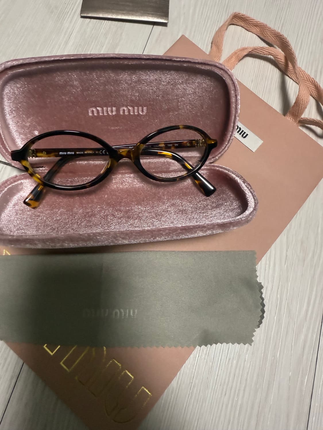 미우미우 리가드 안경 판매해요 상품이미지3