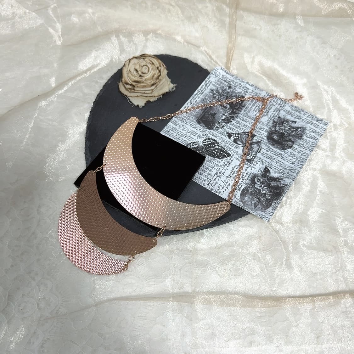 빈티지  로즈골드톤 메탈 해머링 태슬 목걸이 상품이미지3