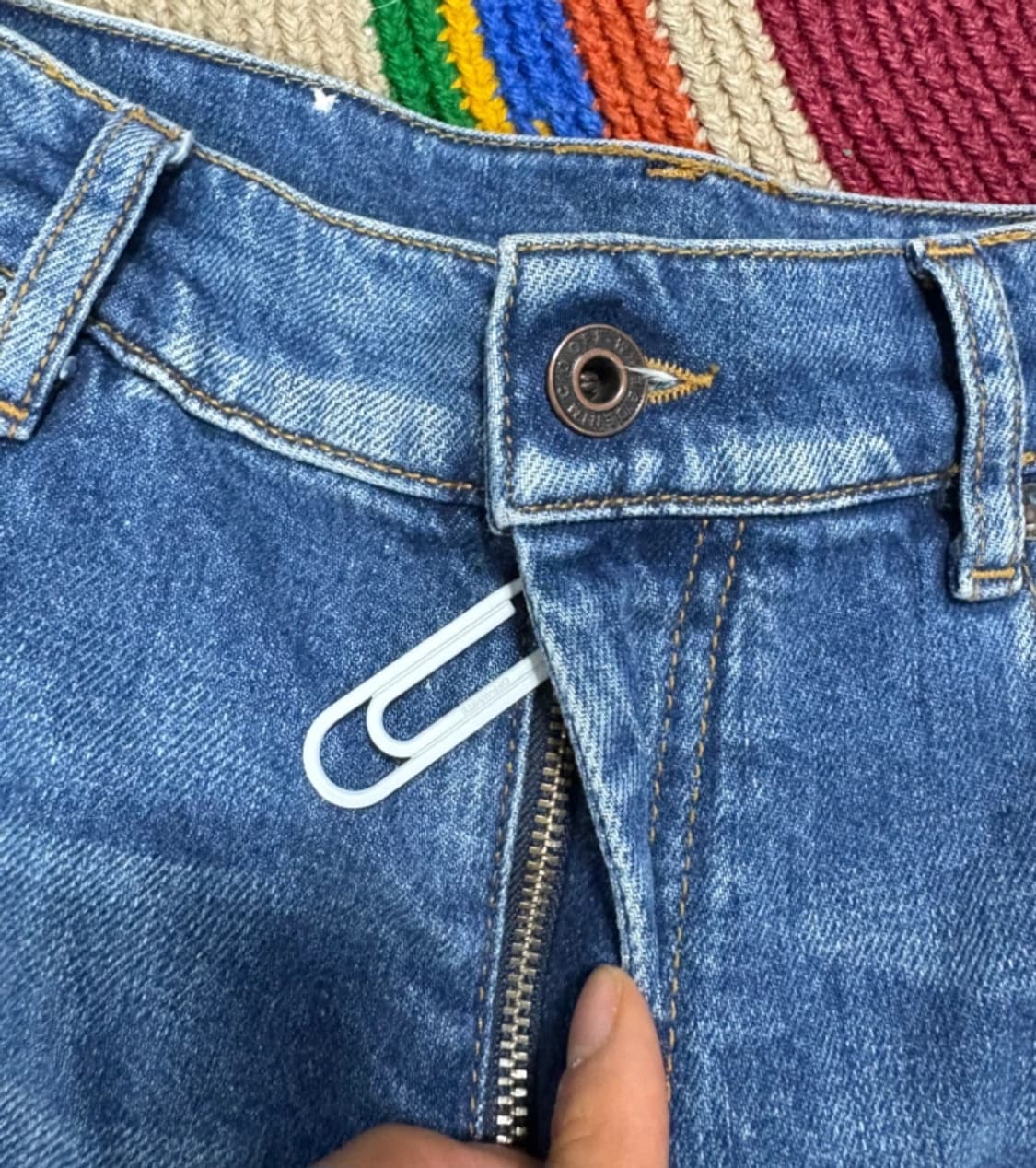 Off -White오프화이트 슬림진중청팬츠

 상품이미지2