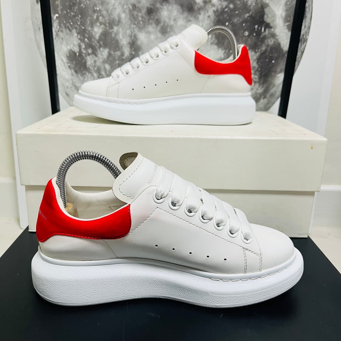 정품 36.5) 알렉산더 맥퀸 오버솔 스니커즈 230~235 상품이미지2