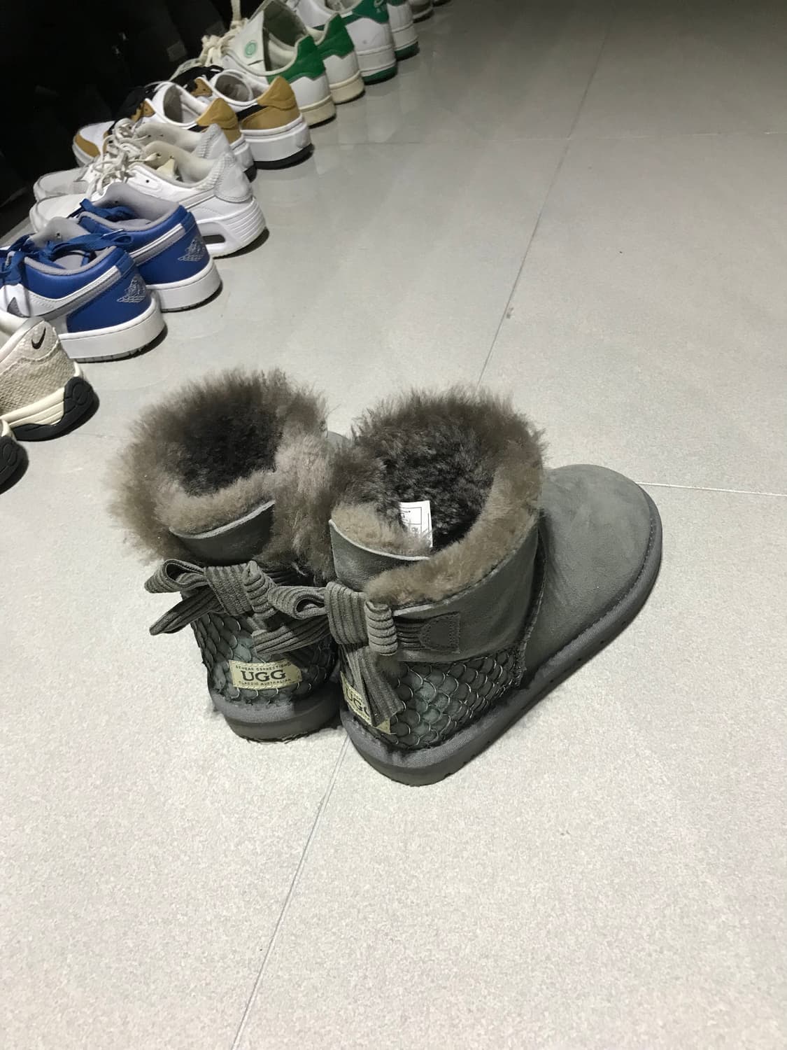 UGG 키즈 어그 부츠 210mm 상품이미지2