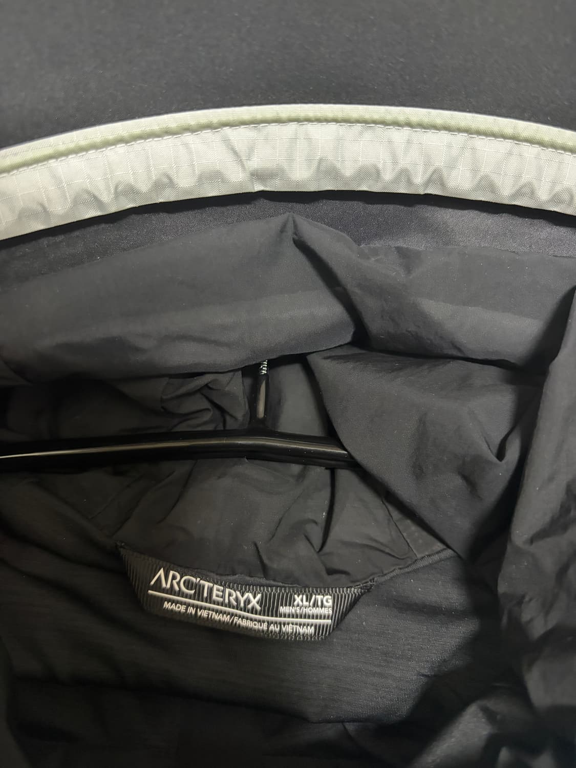 [FW24] 아크테릭스 솔라노 후디 블랙 XL 상품이미지6