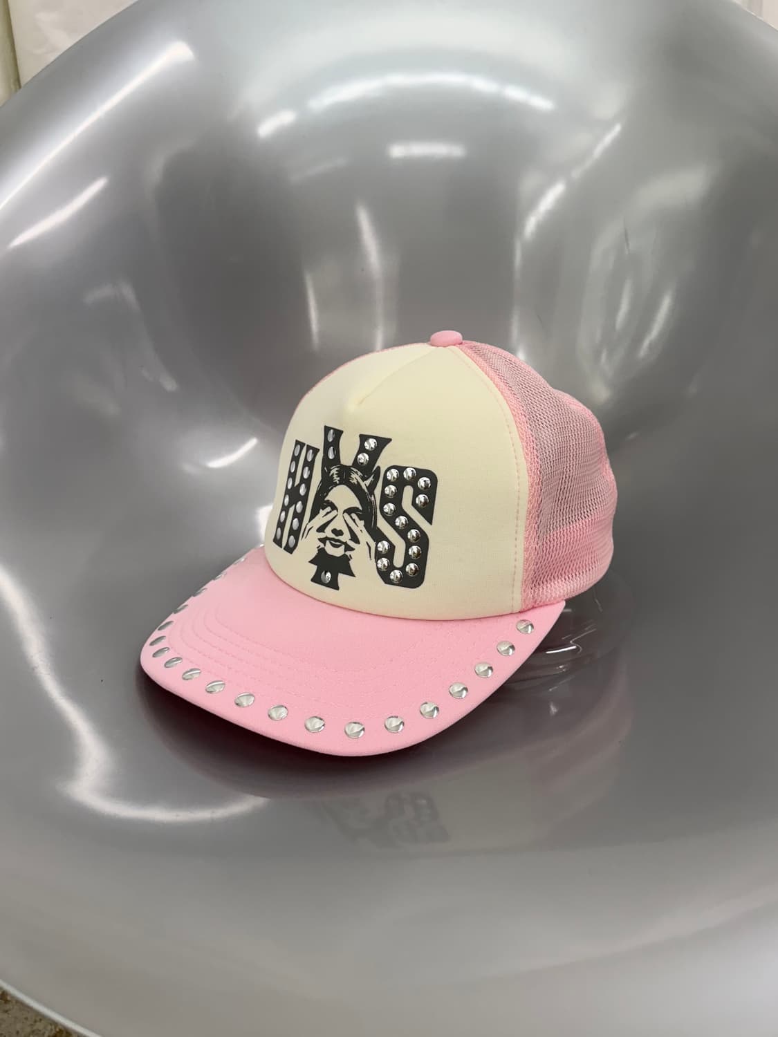 Hysteric Glamour SEE NO EVIL 스터드 메쉬 캡 상품이미지1