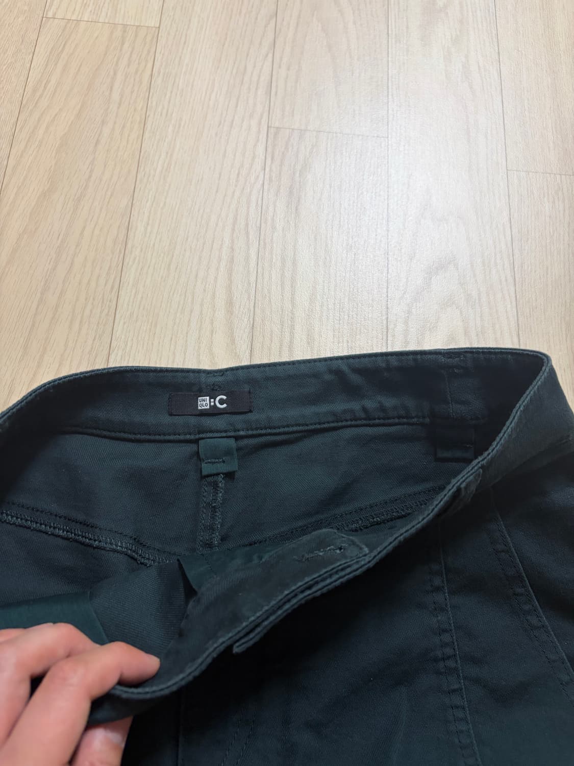 (M) 유니클로 C 코튼커브앵클 팬츠 다크그린 상품이미지2