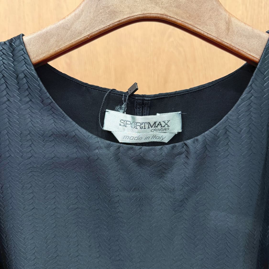 막스마라 스포트막스 슬리브리스 원피스 허리 스트랩 타이 디테일 블랙 상품이미지7