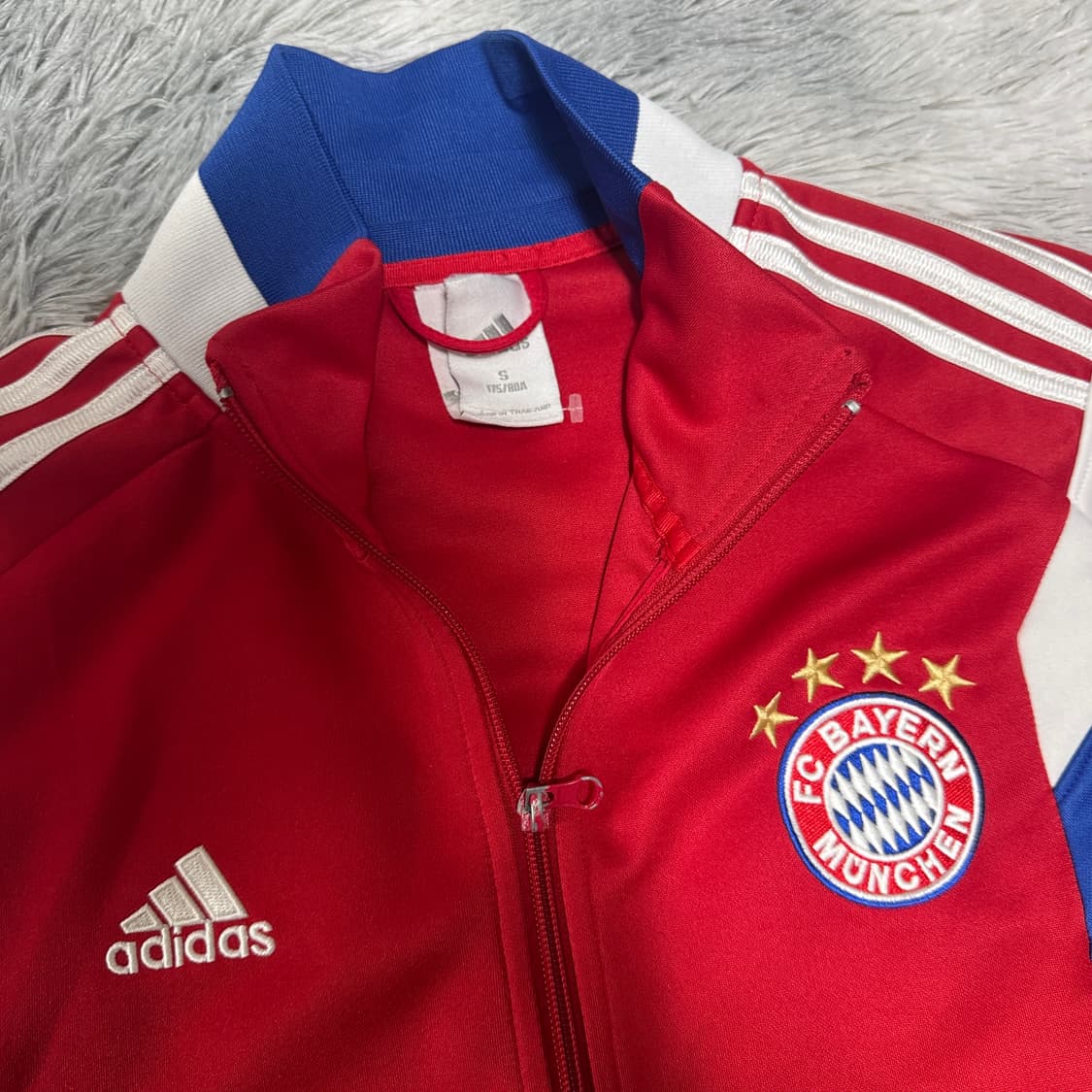 아디다스 바이에른뮌헨 져지 S사이즈 상품이미지3