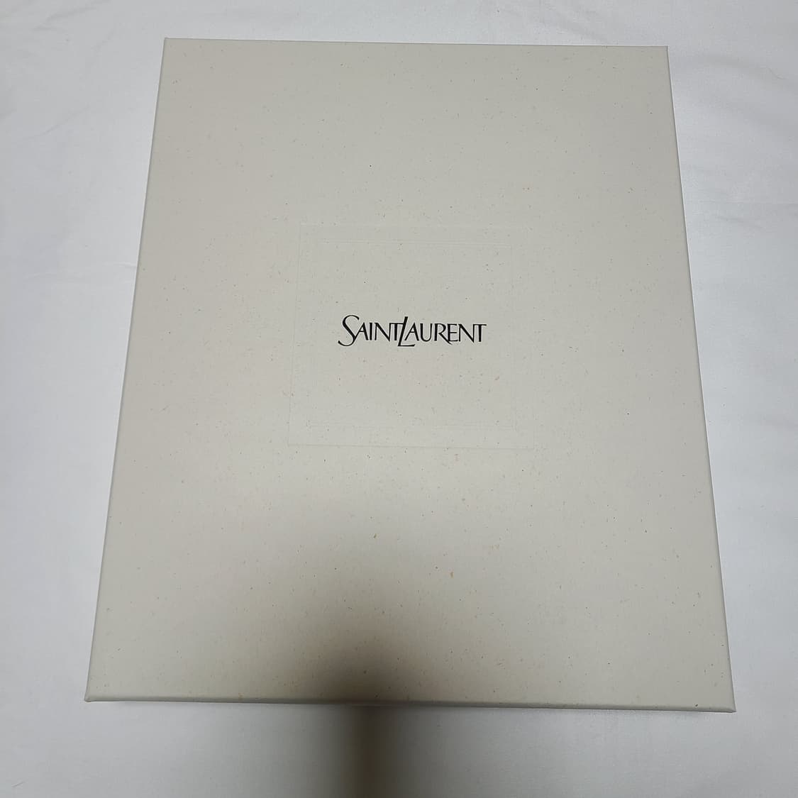 생로랑 마틀라세 클러치백 파우치 골드 모노그램 블랙 상품이미지6