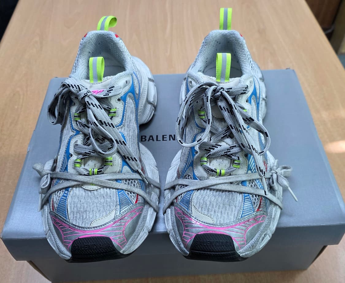 발렌시아가 3XL 43사이즈 팝니다 상품이미지1