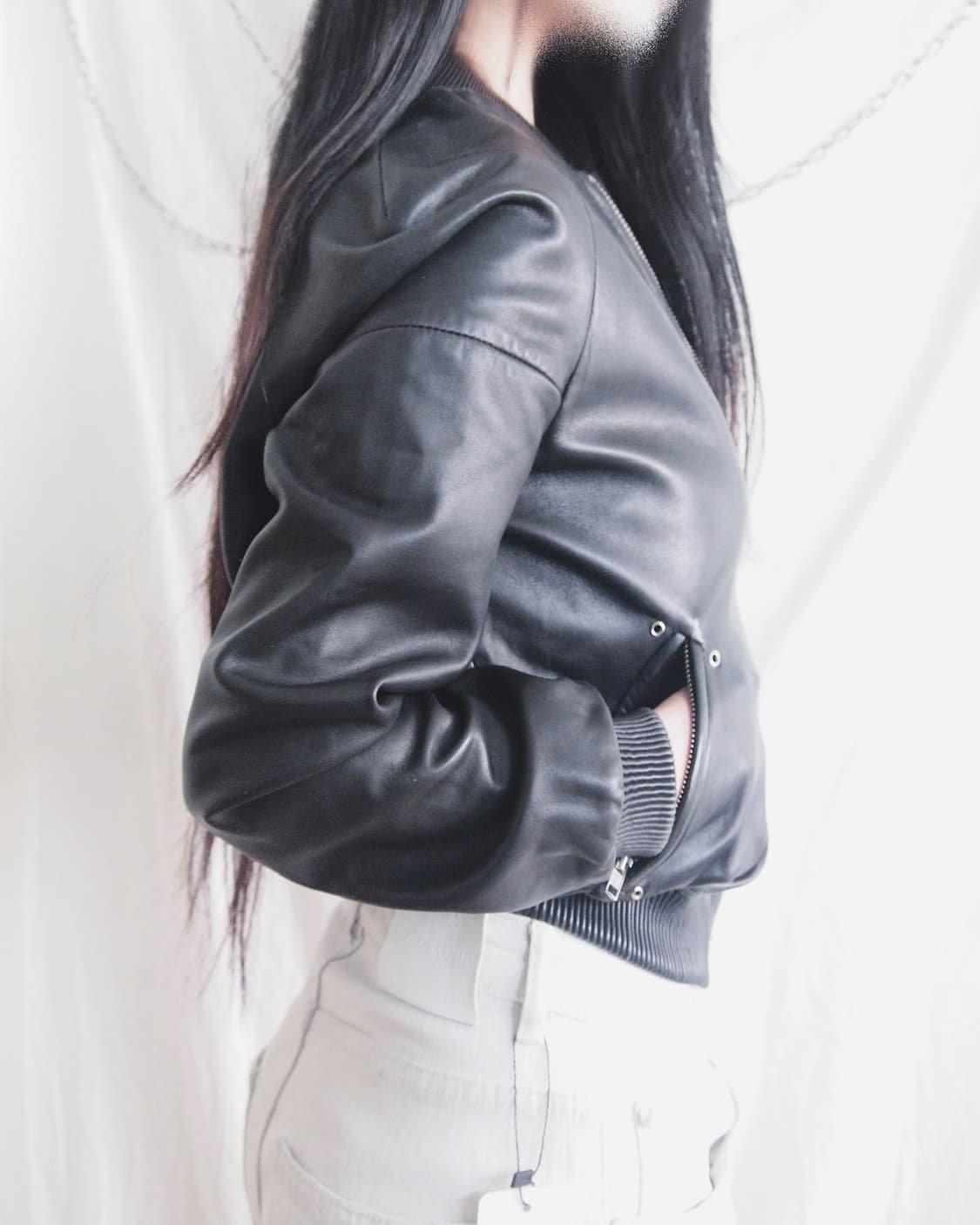 surface to air 레더 크롭 봄버 상품이미지3