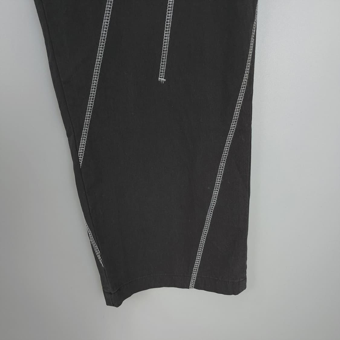 노매뉴얼 S.L PANTS 절개 배색 디테일 블랙 팬츠 M 상품이미지4