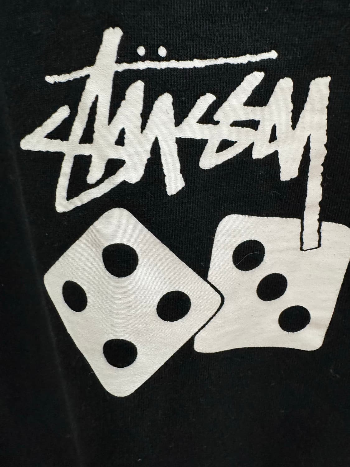 🧥  Stüssy 스투시 다이스 로고 반팔 티셔츠 (Black) 상품이미지9