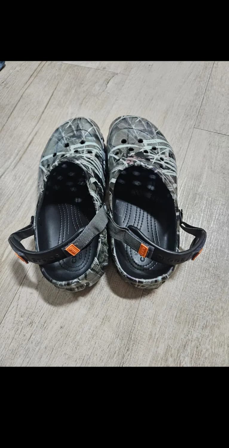 크록스 카모 샌들 290 상품이미지2