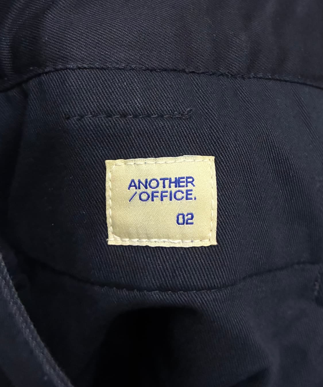 (2/30~34)어나더오피스 코튼 투턱 스트링 치노팬츠 다크네이비 상품이미지9
