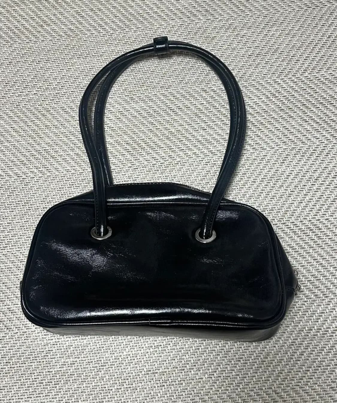 애니원모어 호라 스퀘어 사각 레더 숄더백 블랙 상품이미지5