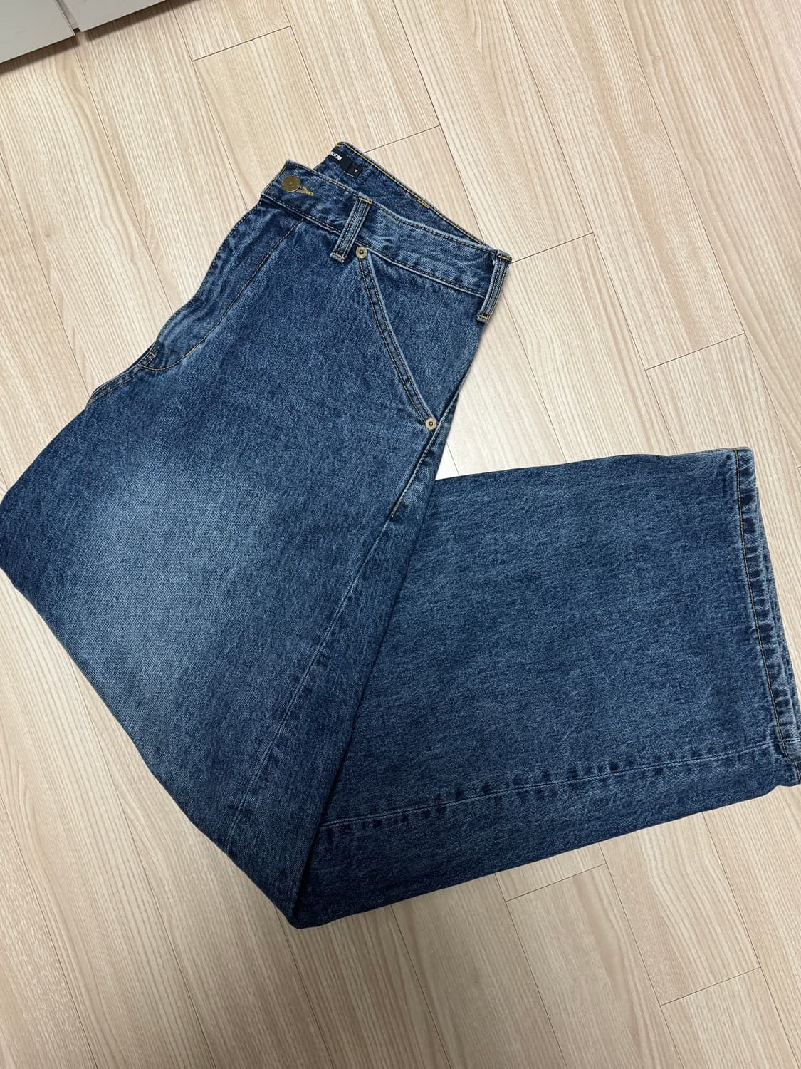 해칭룸 wide curve jean 상품이미지2