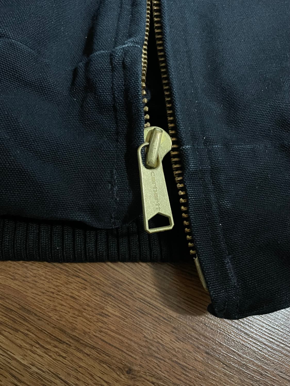 칼하트 J140 덕 액티브 자켓 퀄팅 안감 아우터 M 블랙 점퍼 상품이미지6